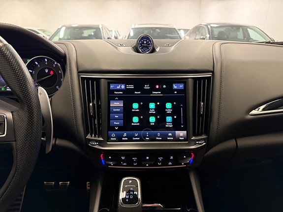 Maserati Levante 28 of 30