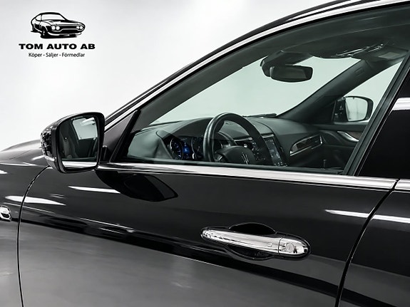 Maserati Levante 4 of 30