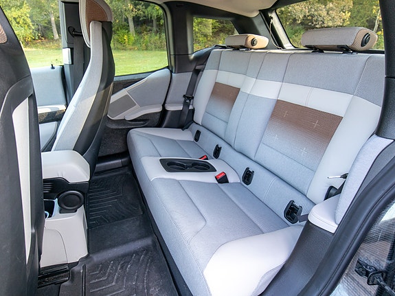 BMW i3s 9 of 11