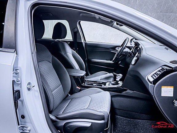 Kia Ceed 15 of 28
