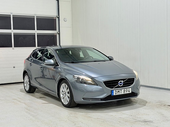 Volvo V40 5 of 11