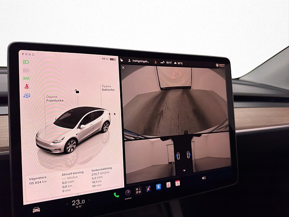 Tesla Model Y 16 of 30