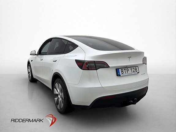 Tesla Model Y 6 of 30