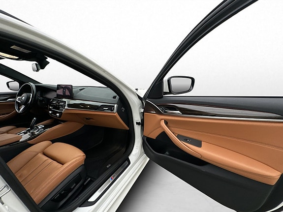 BMW 520d 12 of 30