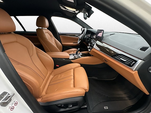 BMW 520d 11 of 30