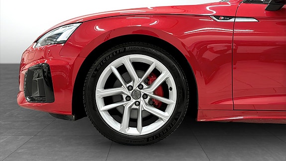 Audi A5 9 of 17