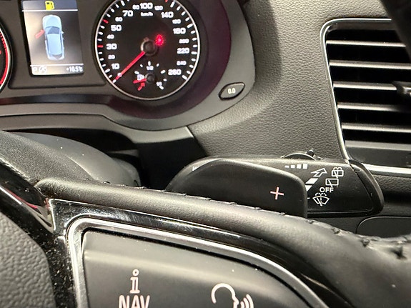 Audi Q3 17 of 27