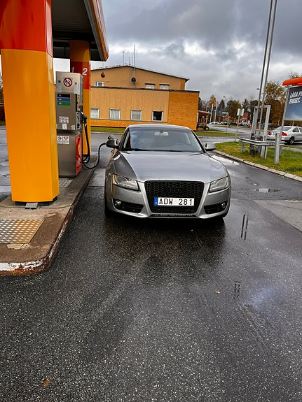 Audi A5 4 of 5