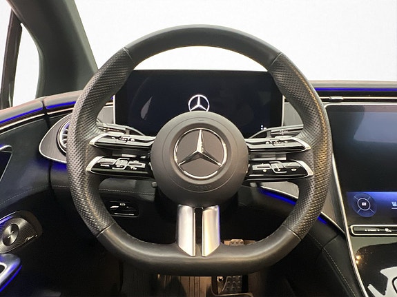Mercedes-Benz EQE350 17 of 30