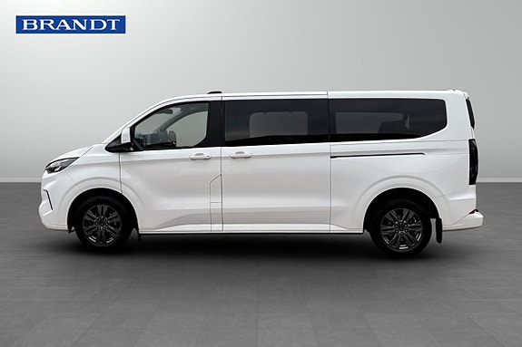 Ford Custom Tourneo 6 of 13