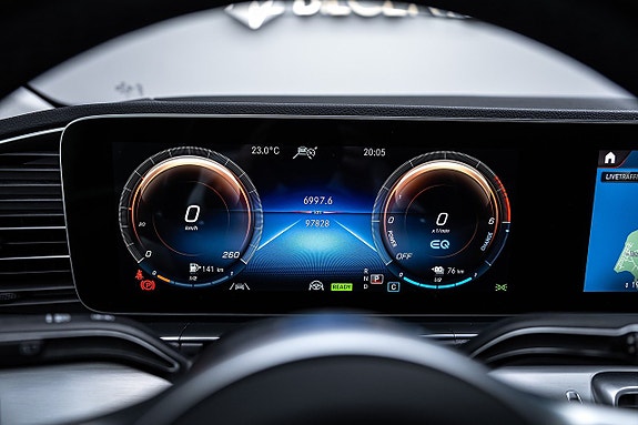 Mercedes-Benz GLE350 de 17 of 27