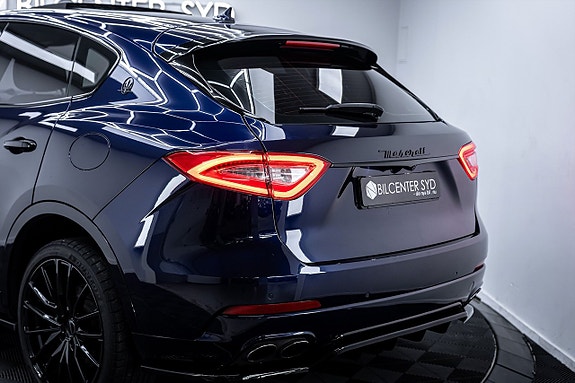 Maserati Levante 13 of 27