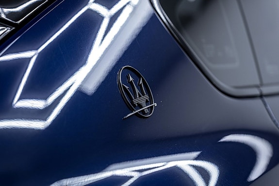 Maserati Levante 10 of 27