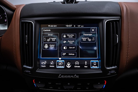Maserati Levante 19 of 27