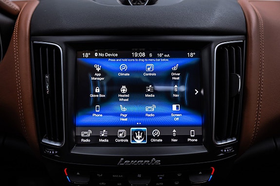 Maserati Levante 22 of 27