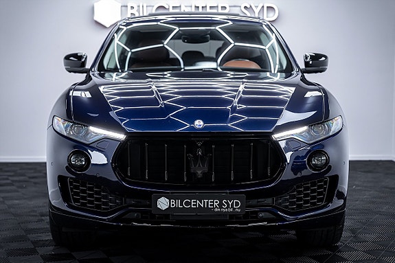 Maserati Levante 4 of 27