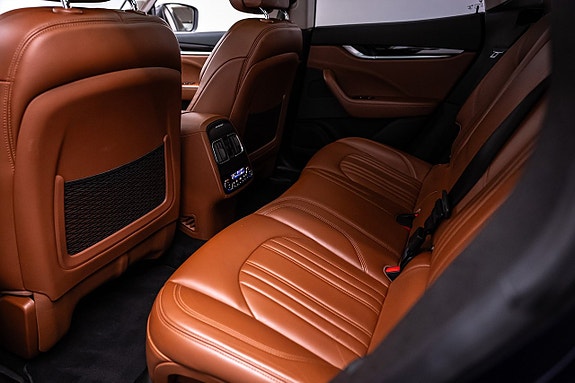 Maserati Levante 24 of 27