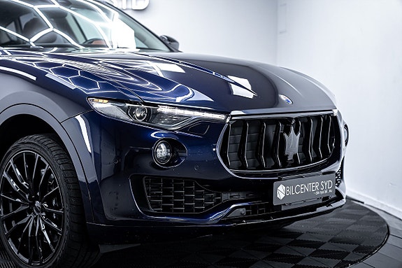 Maserati Levante 6 of 27