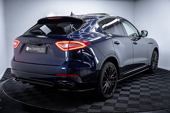 Maserati Levante 8 of 27