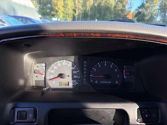 Mitsubishi Pajero Sport 18 of 24