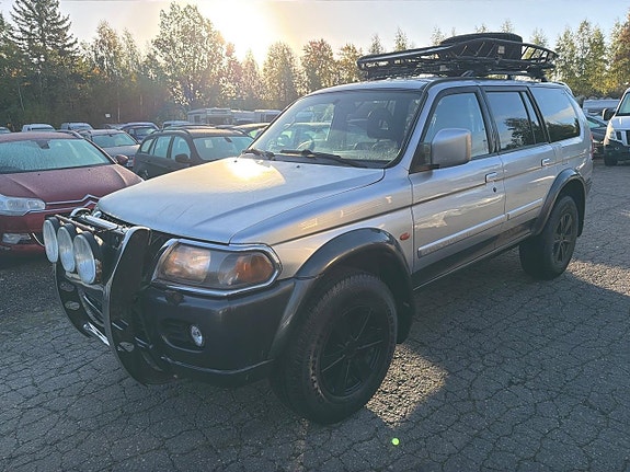 Mitsubishi Pajero Sport 17 of 24