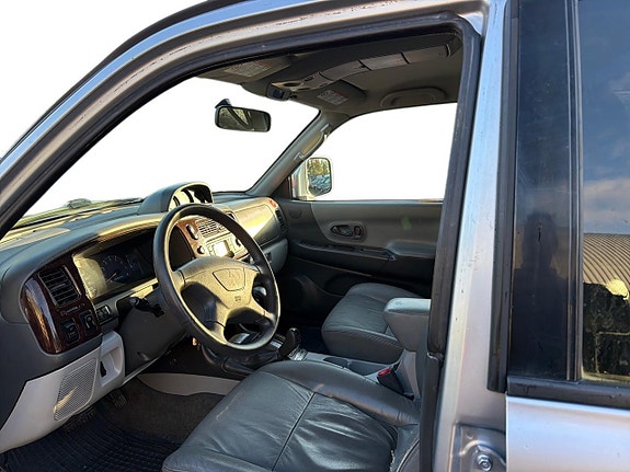 Mitsubishi Pajero Sport 10 of 24