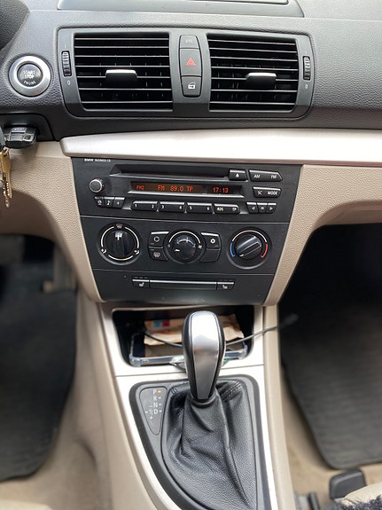 BMW 118i 6 of 7