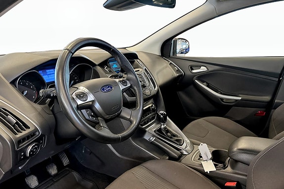 Ford Focus 8 of 12
