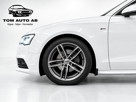 Audi A5 3 of 30
