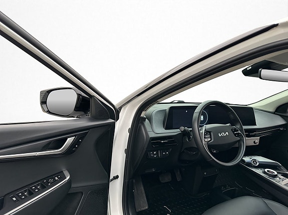 Kia EV6 11 of 30