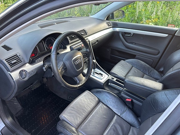 Audi A4 8 of 8