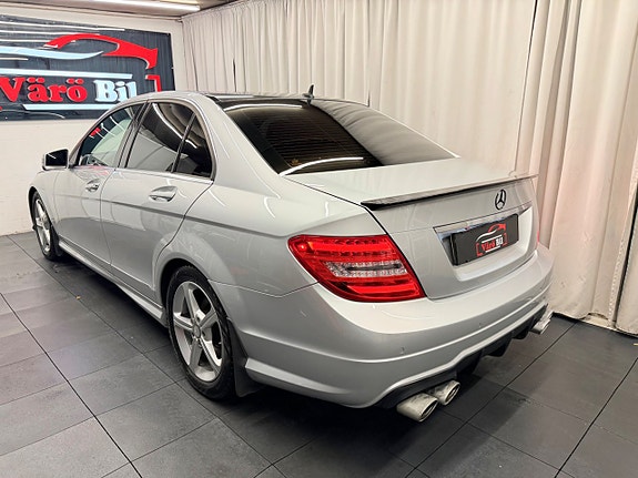 Mercedes-Benz C220 14 of 22