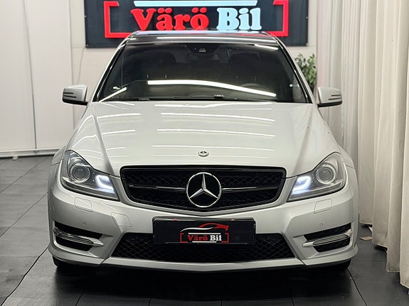 Mercedes-Benz C220 3 of 22