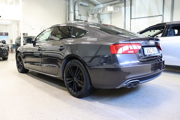 Audi A5 4 of 28