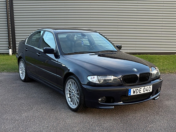 BMW 320i 2 of 6