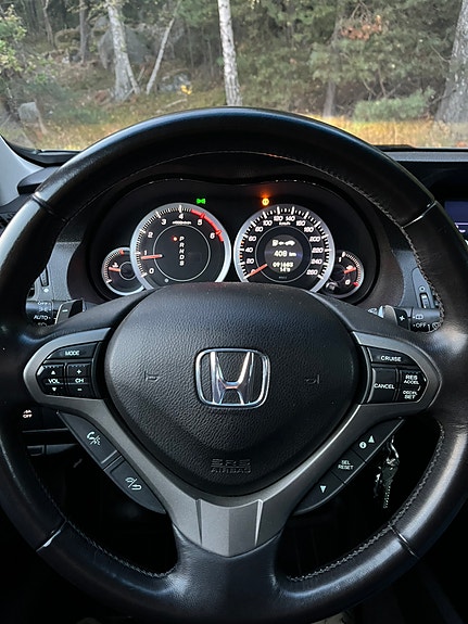 Honda Accord 7 of 11
