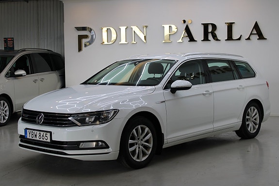 Volkswagen Passat 3 of 13