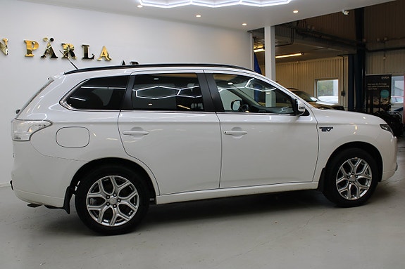 Mitsubishi Outlander 4 of 14