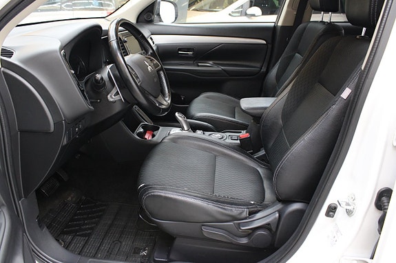 Mitsubishi Outlander 6 of 14