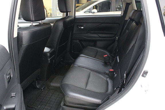 Mitsubishi Outlander 9 of 14