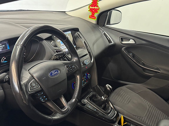 Ford Focus 6 of 9