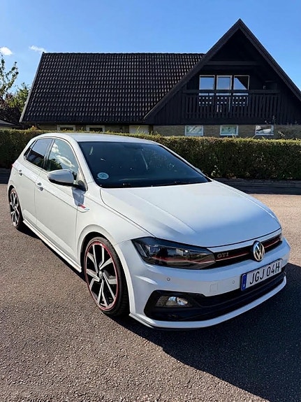 Volkswagen Polo 6 of 14