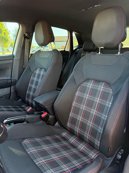 Volkswagen Polo 14 of 14