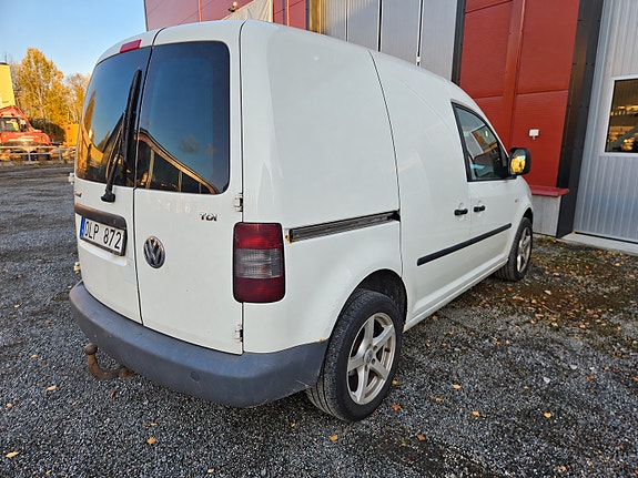 Volkswagen Caddy 2 of 3