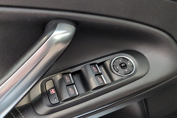 Ford Mondeo 16 of 17