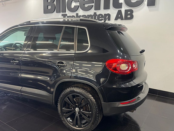 Volkswagen Tiguan 4 of 9