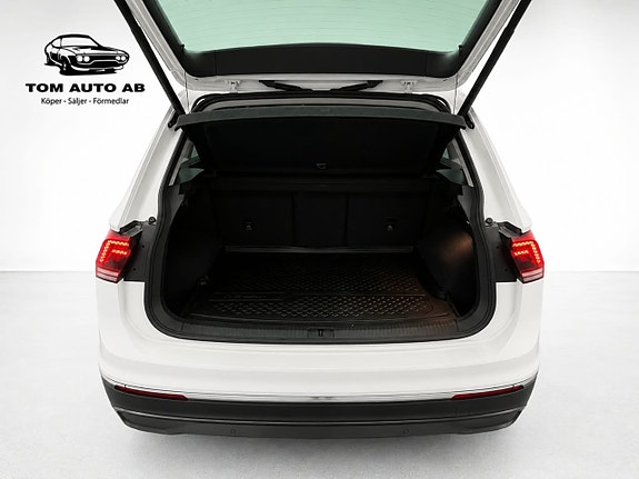 Volkswagen Tiguan 7 of 30