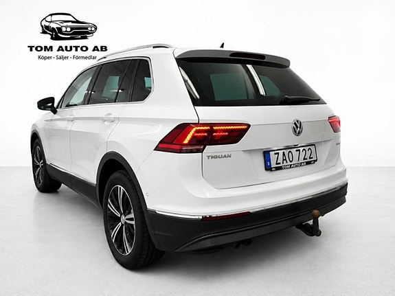 Volkswagen Tiguan 5 of 30