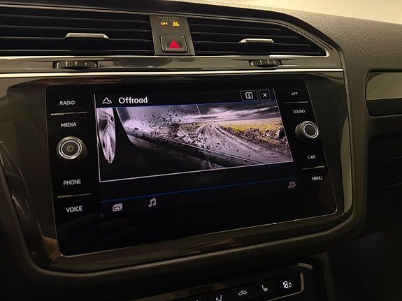 Volkswagen Tiguan 23 of 30
