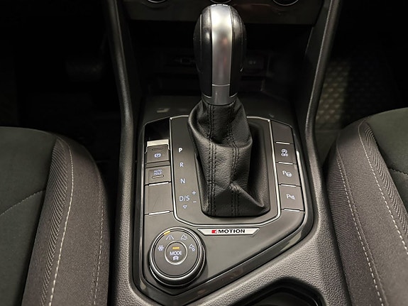 Volkswagen Tiguan 28 of 30